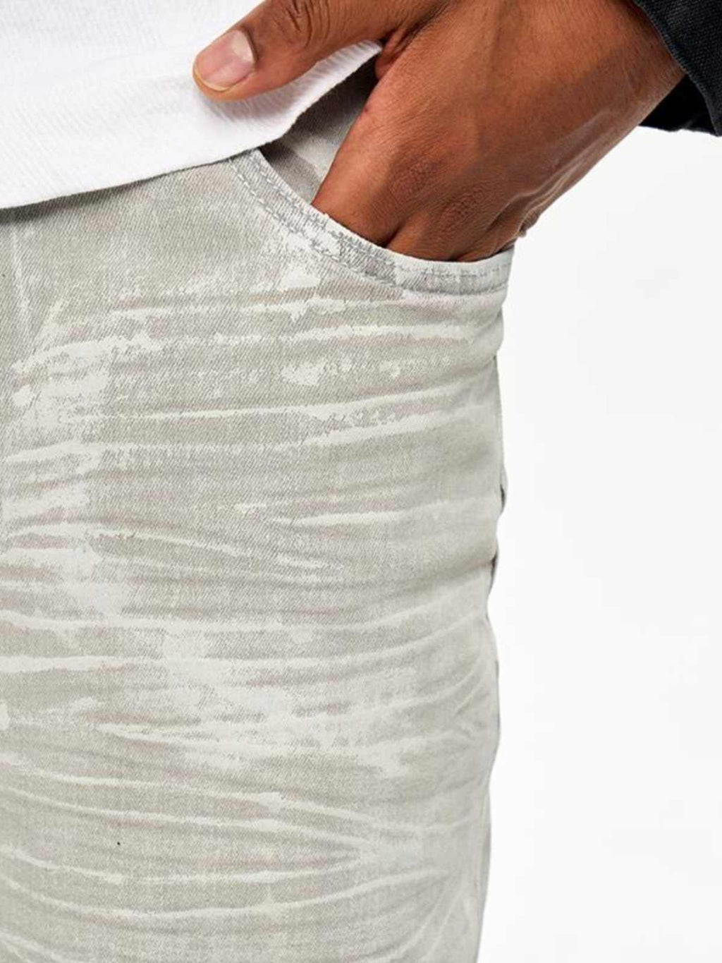 Gray And White Coating Brush Wax Brush Glue Skinny Jeans
