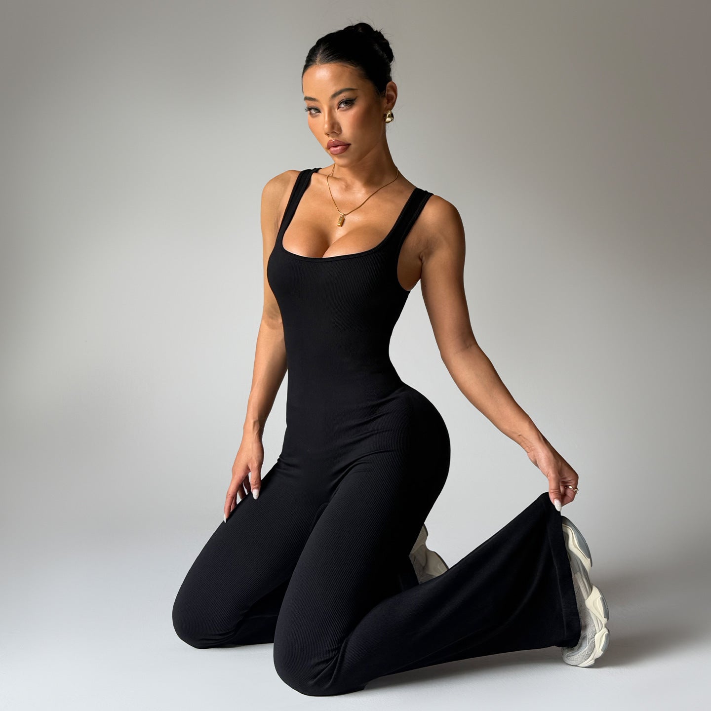 Hip Lifting Flared Feet Tight Yoga Jumpsuit