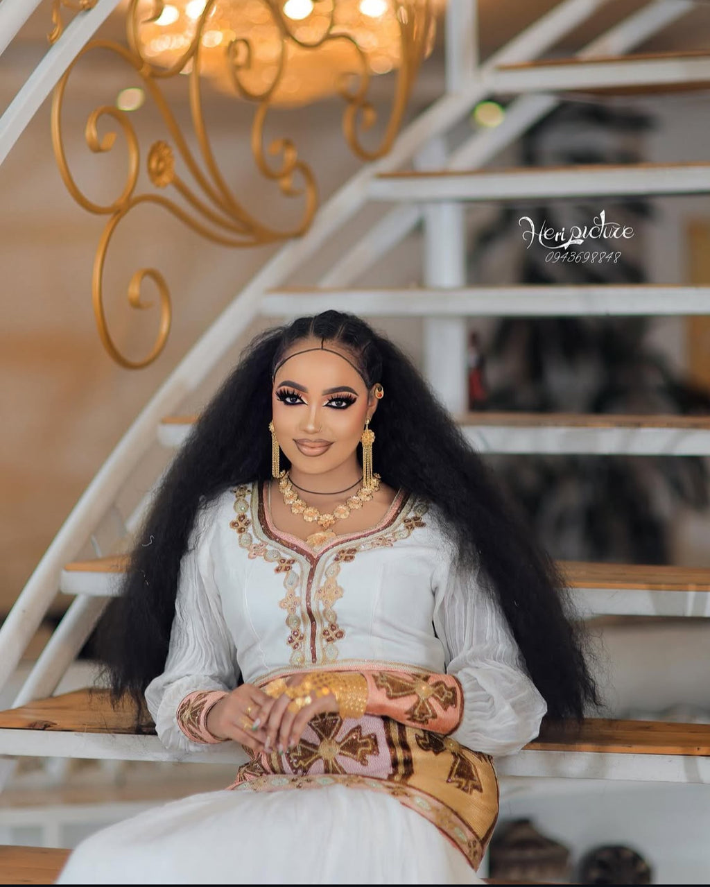 Habesh Woman's white dress (ጥልፊ ናይ ሓበሻ)