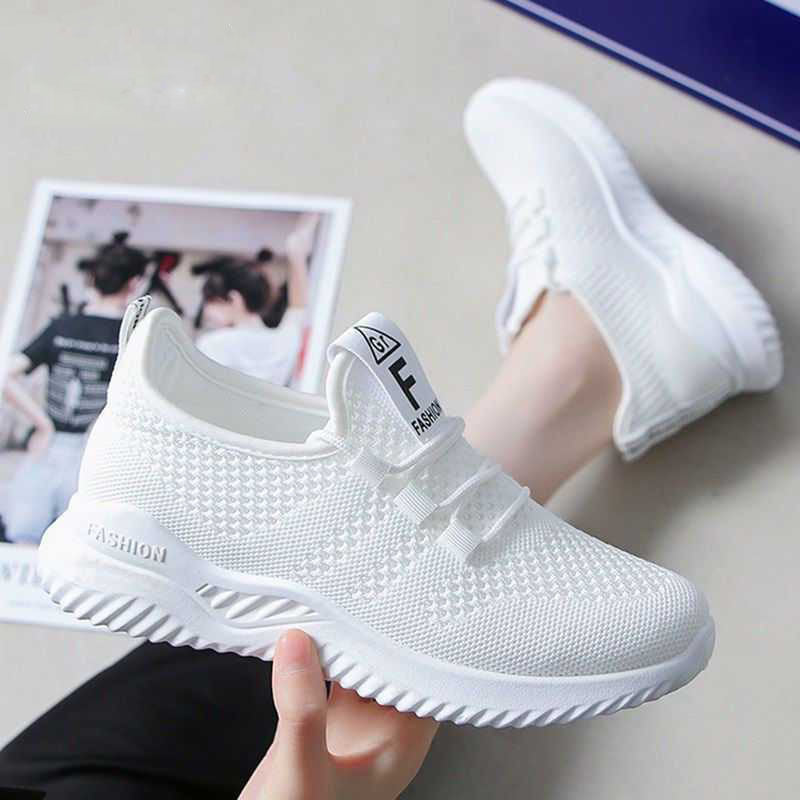 Running Shoes Hollow Mesh Travel Shoes Round Toe Lace-up Shoes